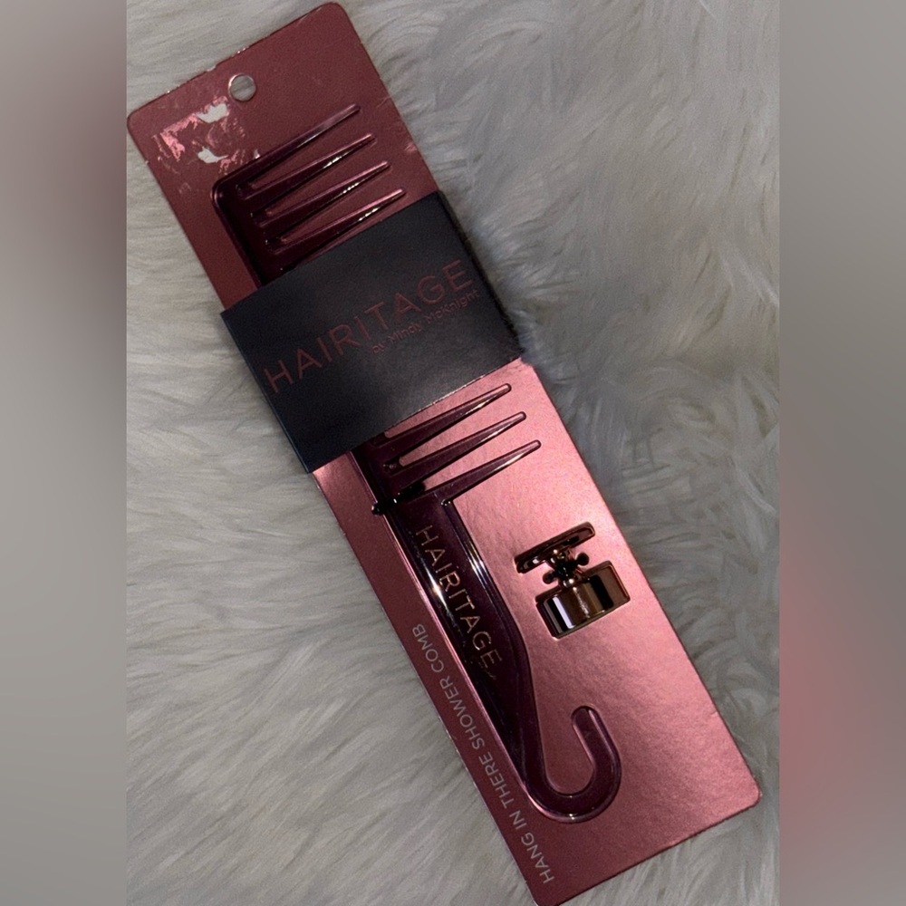 HAIRITAGE BY MINDY Hang in There Shower Comb ❤️